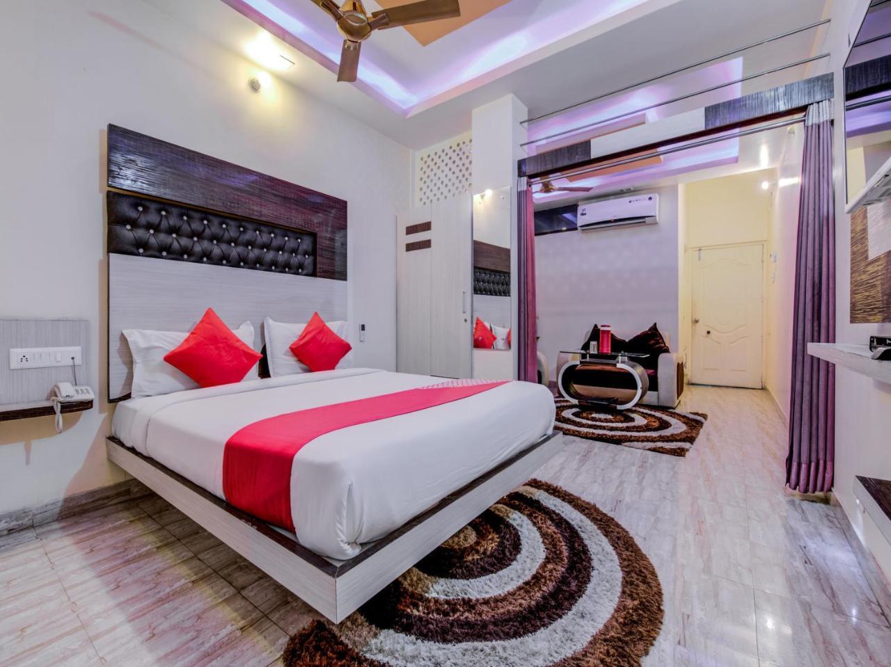Oyo 18873 Hotel Comfort Deoghar Esterno foto