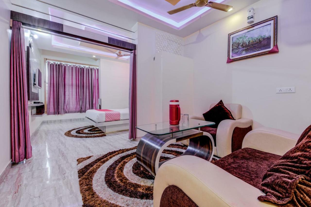 Oyo 18873 Hotel Comfort Deoghar Esterno foto